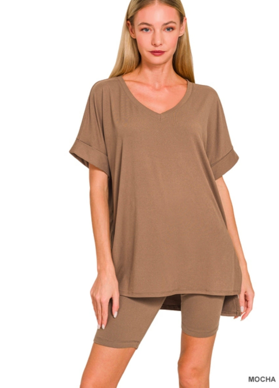 Brushed dty microfiber v-neck top & biker shorts